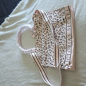 Victoria's Secret Weekender/ Tote bag